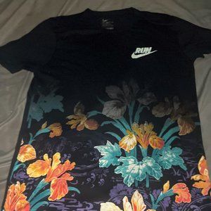 Nike t-shirt